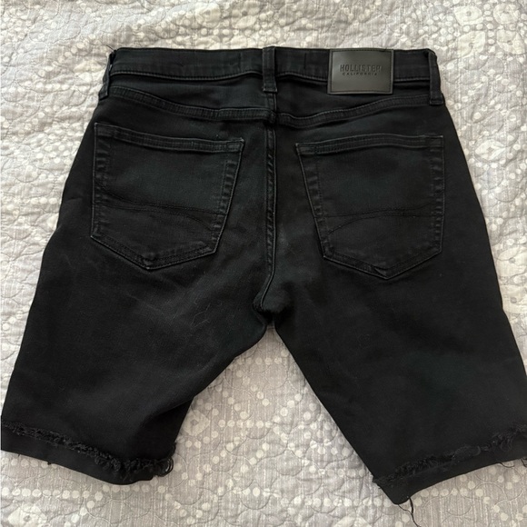 🪼 4/$12 Hollister Black Denim Shorts - Picture 3 of 4
